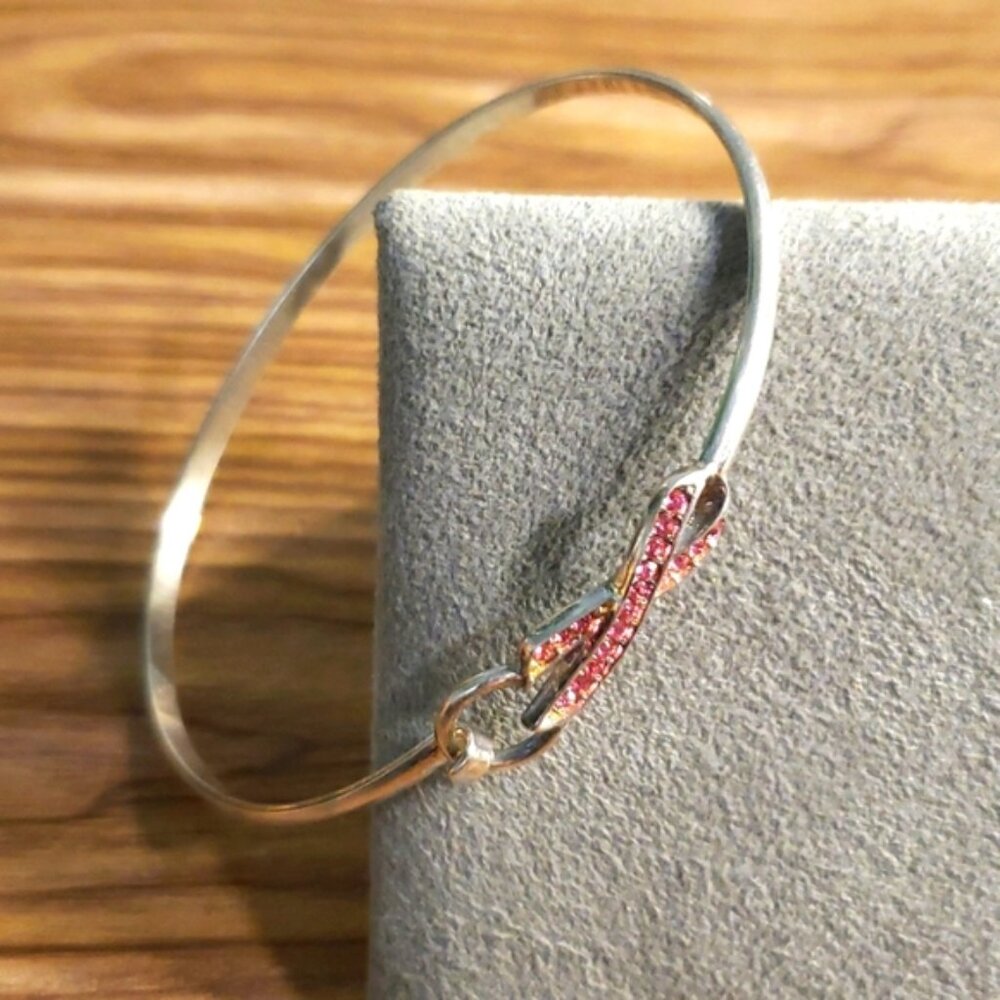 Breast cancer ribbon bangle